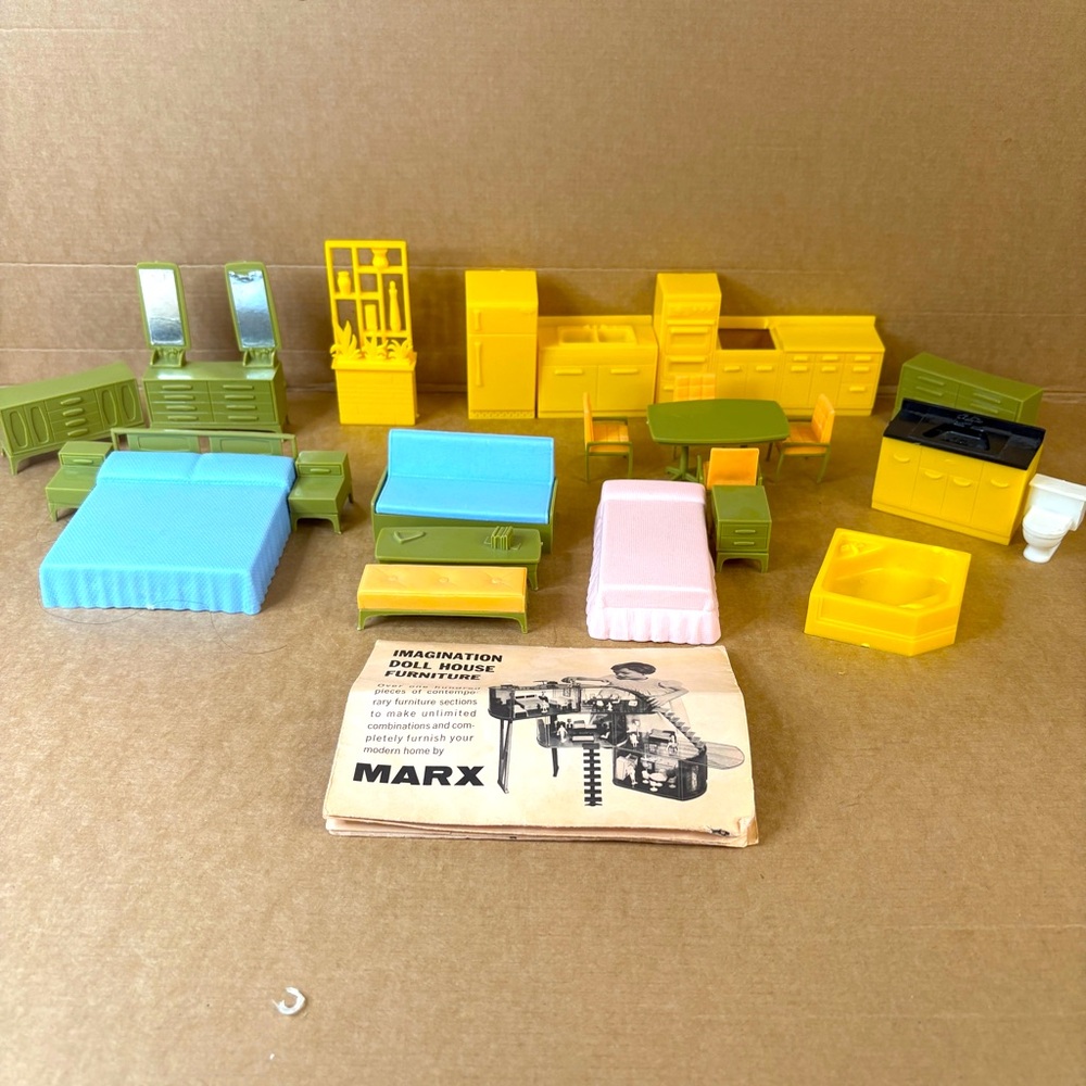 Large Lot of Vintage Marx 1960s Imagination Doll House Furniture Kitchen Bedroom